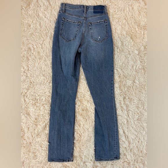 Abercrombie & Fitch 90’s Slim Straight ultra high rise distressed 25/0S blue - Picture 7 of 7